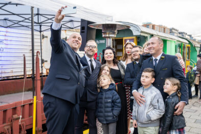 zdjęcie grupowe z Paniami Dyrektor